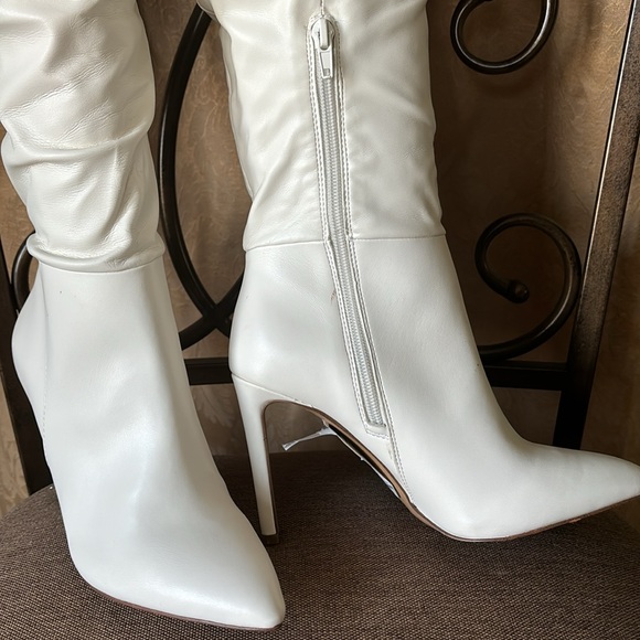 New Sz 5 1/2M White Slouch  Pointed Toe Stiletto Boots - Picture 8 of 13